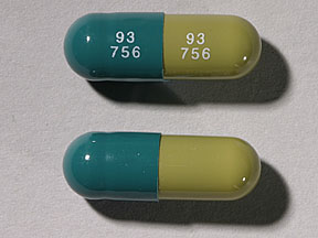 Piroxicam Capsule — prescription drug image